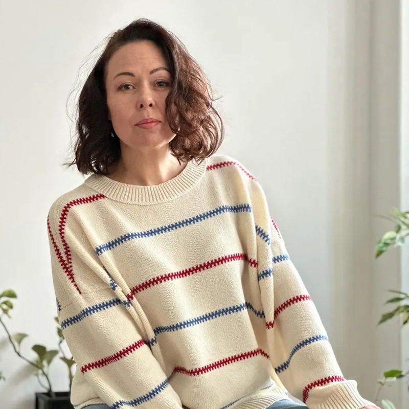 Originální oversized svetr – inspirovaný Pippi