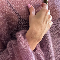 Pavučinka. Kid mohér a hedvábí. Lehký svetr