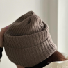 Lehká merino čepice s ohrnutým lemem