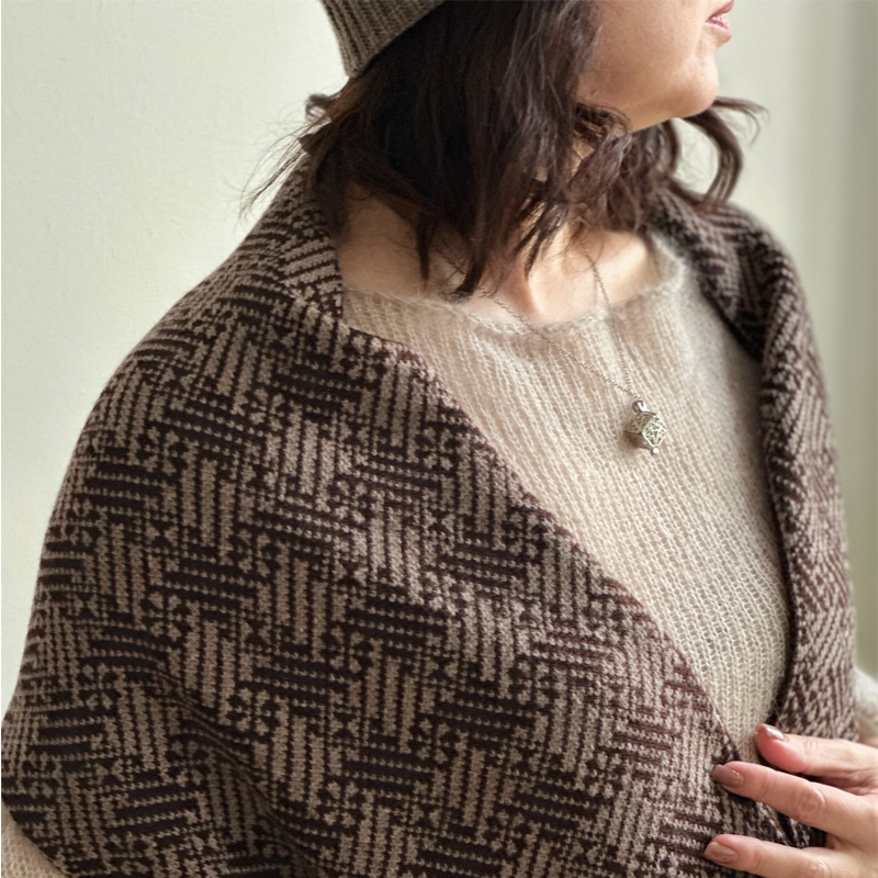 Šála ze 100% merino vlny s kostkovaným vzorem